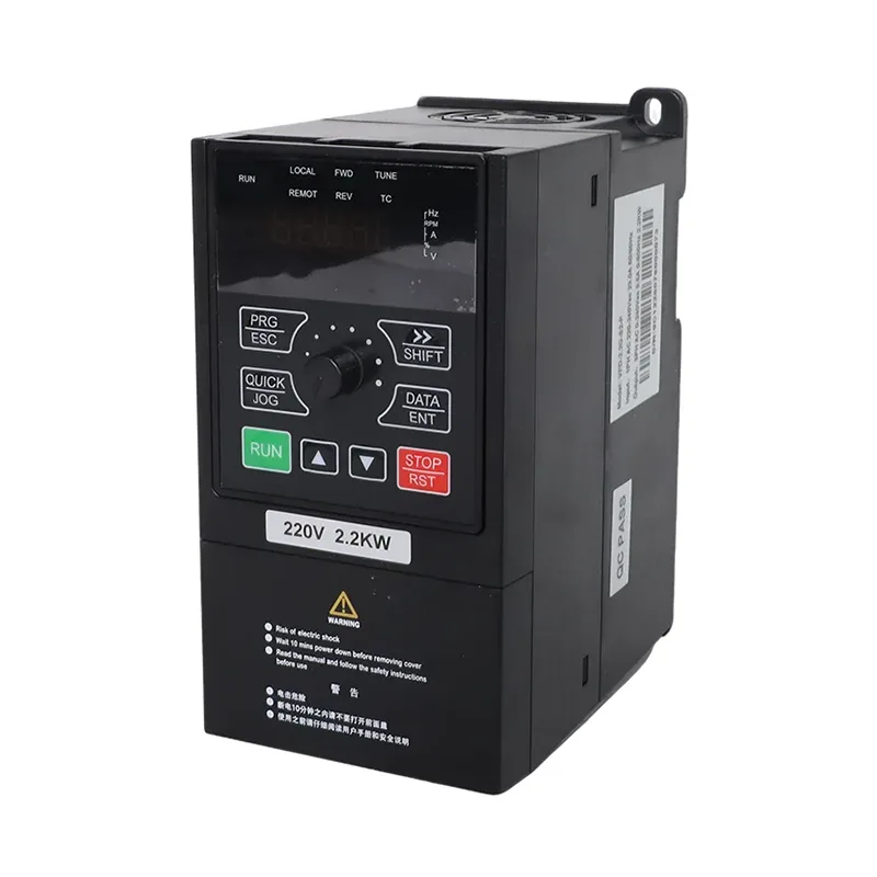 Pompa solare trifase 380 V da 7,5 kW/11 kW e inverter per uso generale VFD